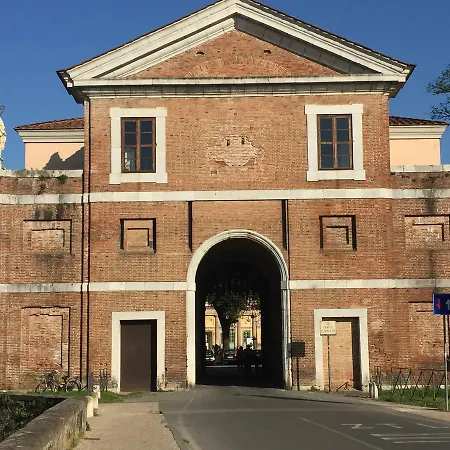 La Butterfly Relais *