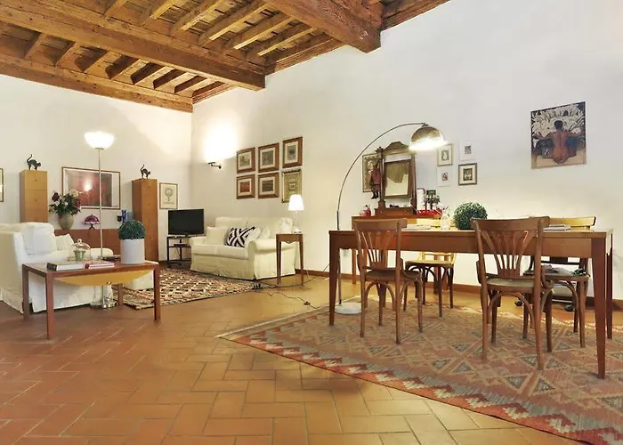 La Butterfly Guest 住宿加早餐酒店 *