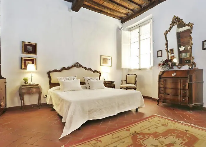 La Butterfly Guest *